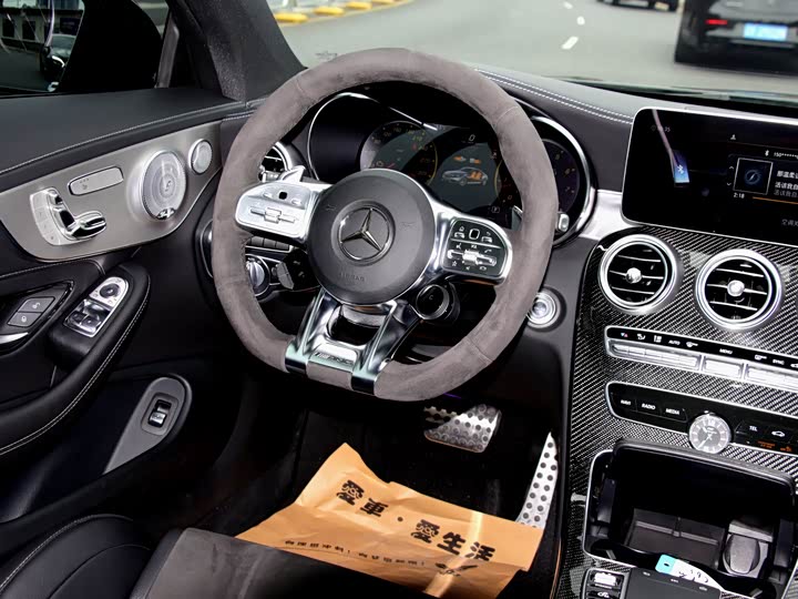 Фото 17 - Mercedes-Benz C-Class AMG