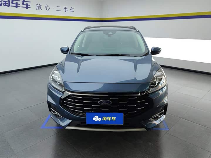 Фото 2 - Ford Escape