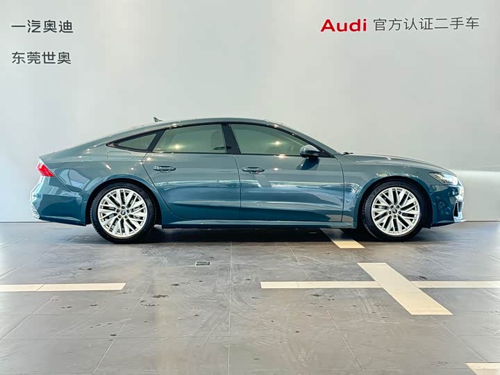 Фото 3 - Audi A7