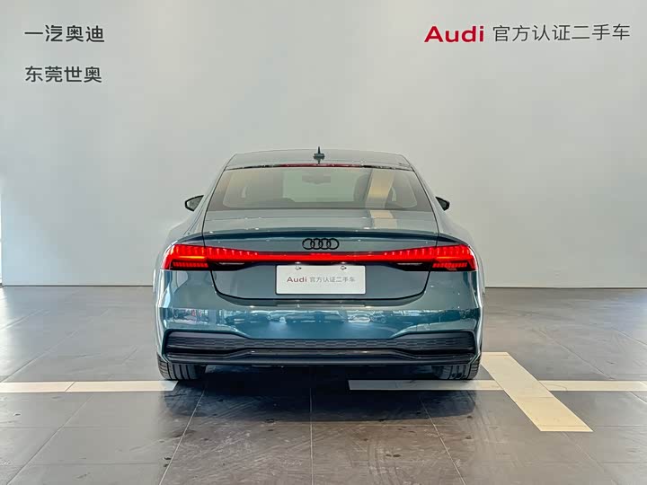 Фото 5 - Audi A7