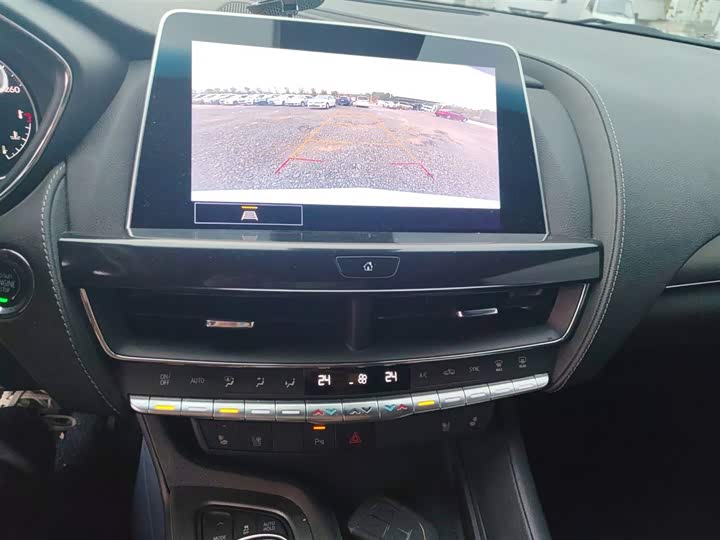 Фото 13 - Cadillac CT5