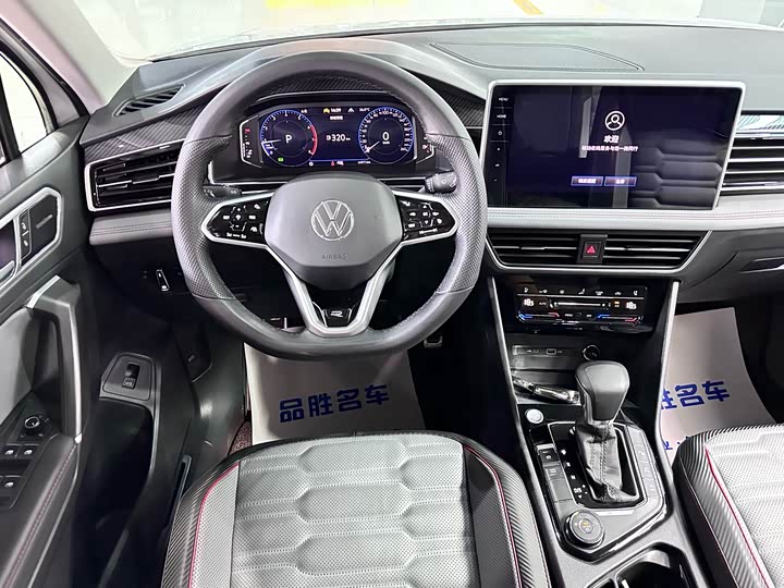 Фото 11 - Volkswagen Tiguan L Pro