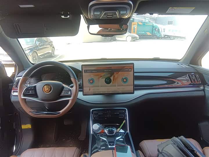 Фото 12 - BYD Tang Hybrid/EV