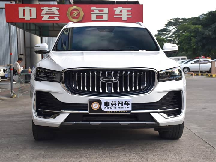 Фото 2 - Geely Monjaro