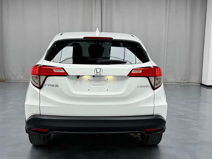 Фото 12 - Honda Vezel