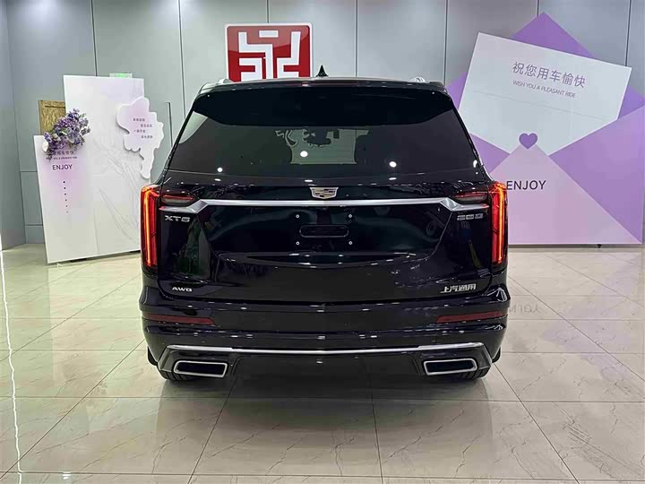 Фото 5 - Cadillac XT6