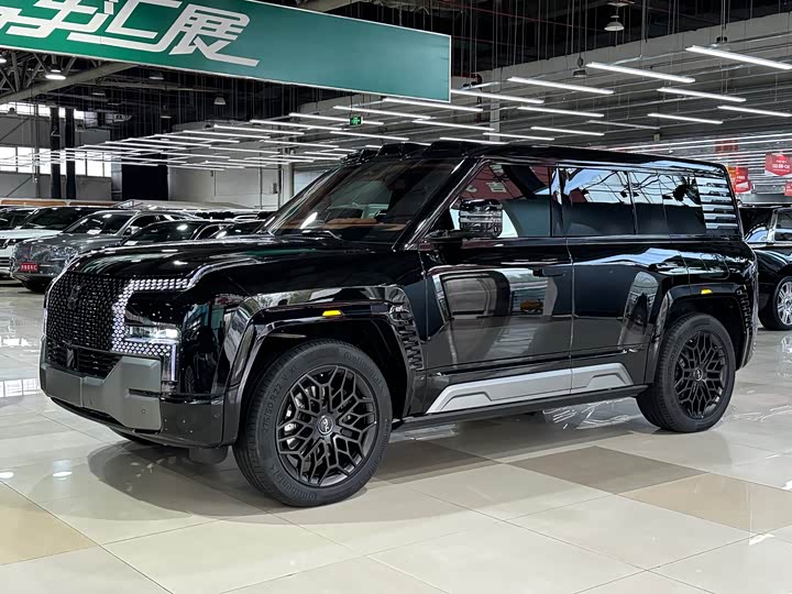 Фото 1 - BYD Yangwang U8