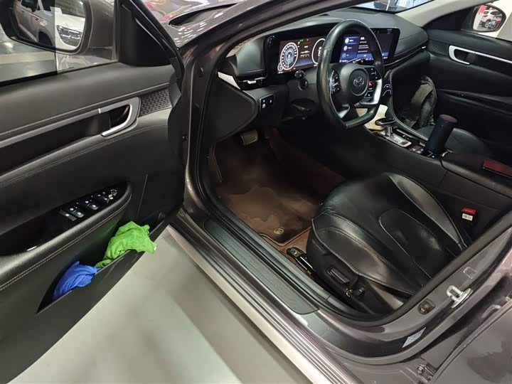 Фото 16 - Hyundai Mistra