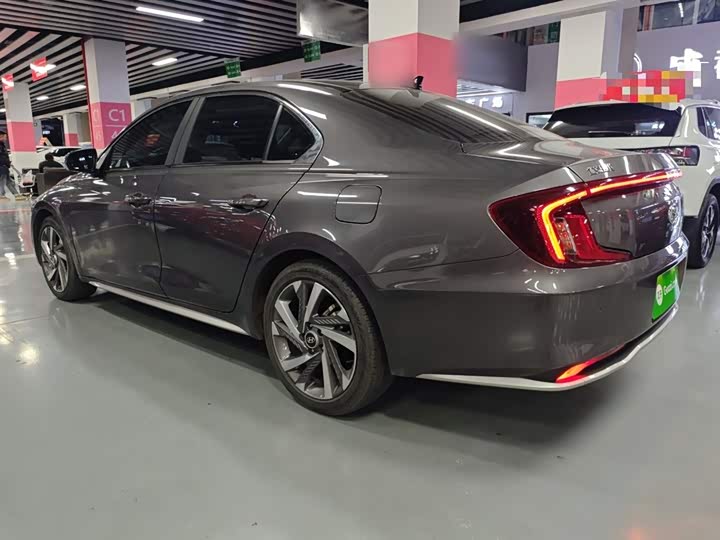 Фото 5 - Hyundai Mistra