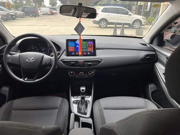 Фото 13 - Hyundai Celesta