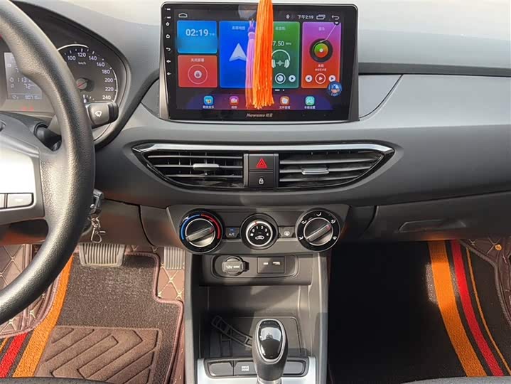 Фото 6 - Hyundai Celesta