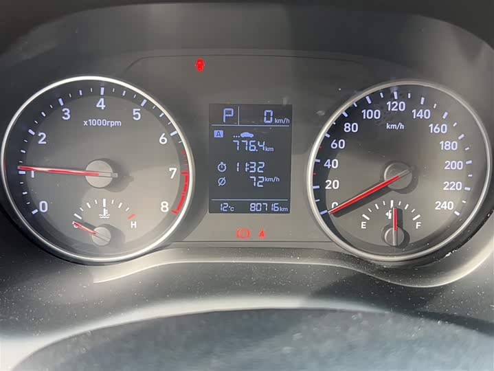 Фото 7 - Hyundai Celesta