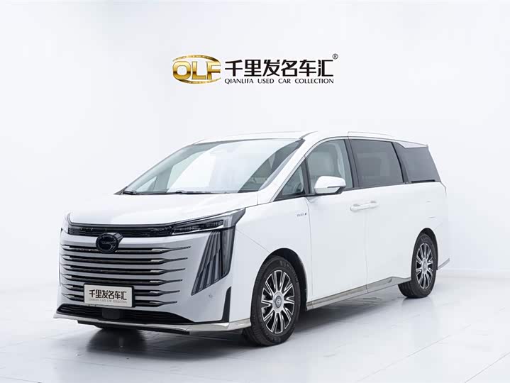 Фото 1 - GAC Trumpchi E9