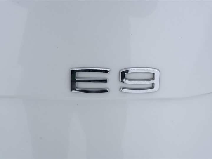 Фото 13 - GAC Trumpchi E9