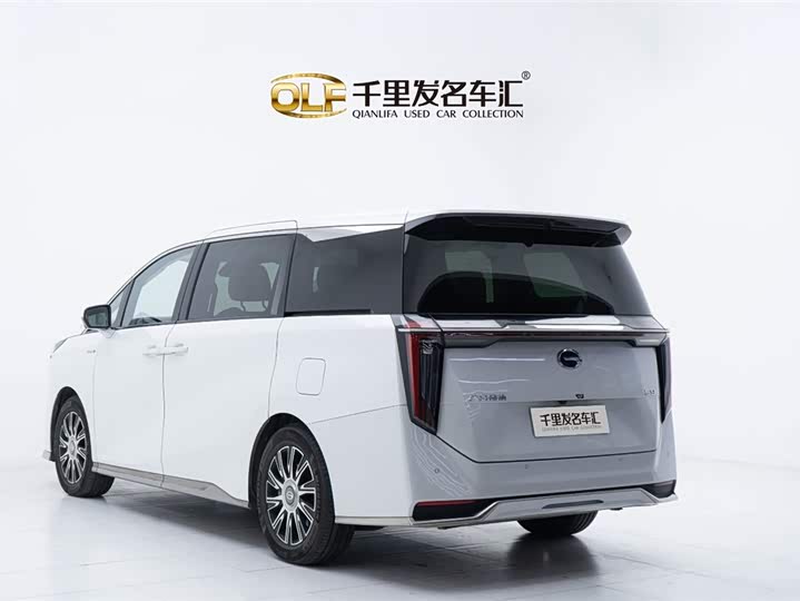 Фото 4 - GAC Trumpchi E9