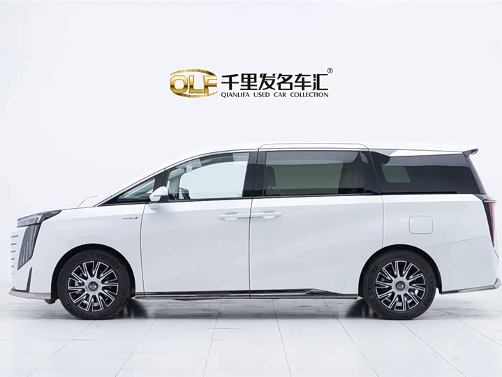 Фото 7 - GAC Trumpchi E9