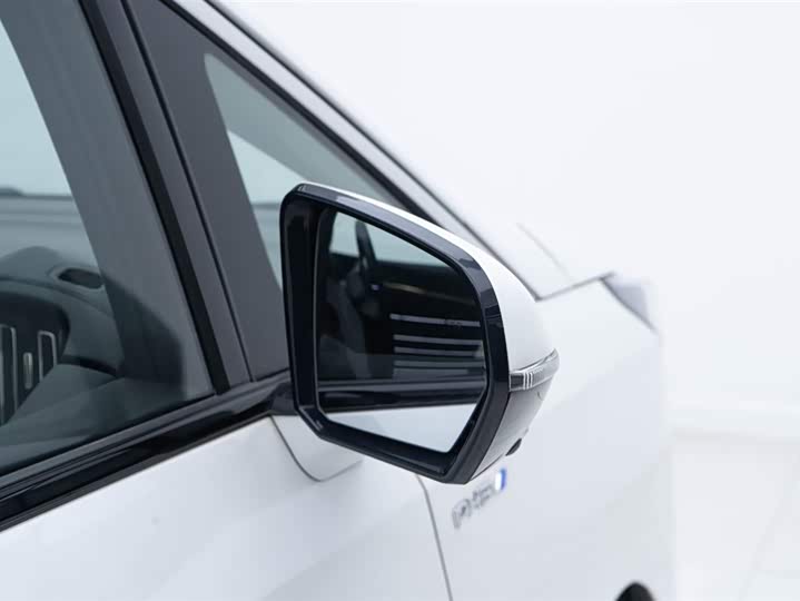 Фото 9 - GAC Trumpchi E9