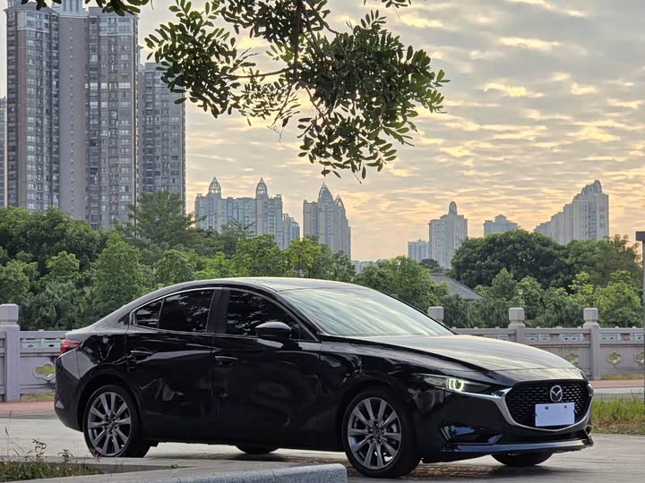 Фото 3 - Mazda 3 (Axela)