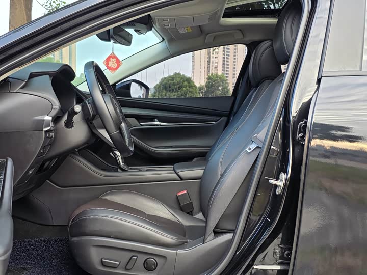 Фото 4 - Mazda 3 (Axela)