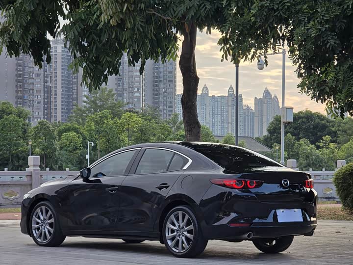 Фото 7 - Mazda 3 (Axela)