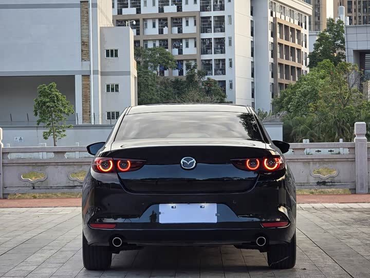 Фото 8 - Mazda 3 (Axela)