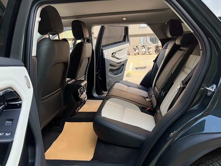 Фото 6 - Land Rover Range Rover Evoque L