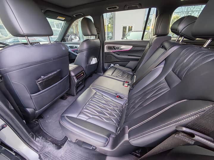 Фото 8 - GAC Trumpchi GS8