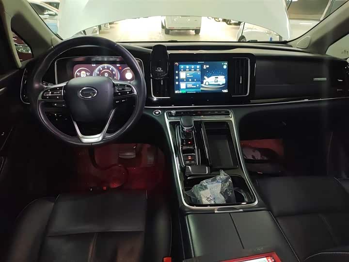 Фото 10 - GAC Trumpchi M8