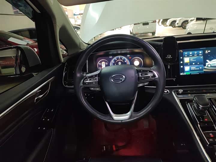 Фото 11 - GAC Trumpchi M8