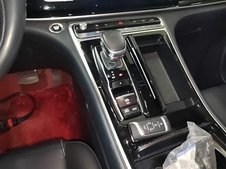 Фото 14 - GAC Trumpchi M8