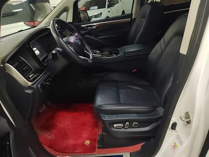 Фото 15 - GAC Trumpchi M8