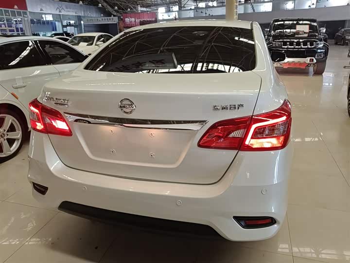 Фото 6 - Nissan Sylphy