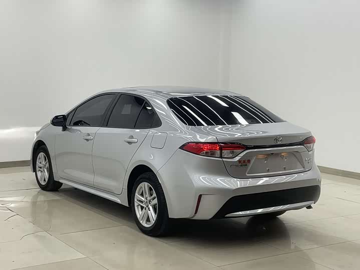 Фото 19 - Toyota Levin