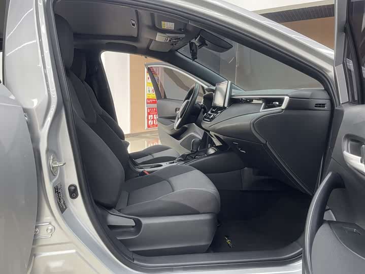 Фото 5 - Toyota Levin