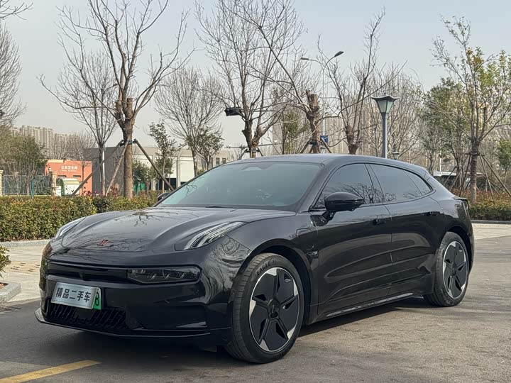 Фото 1 - Zeekr 001