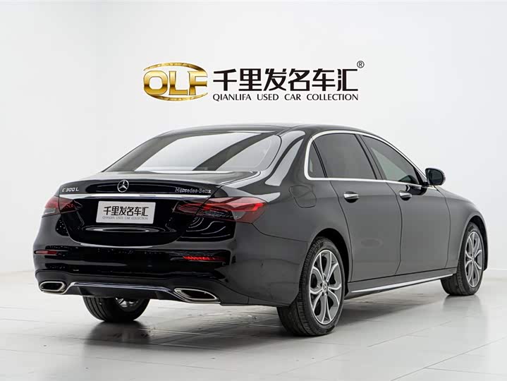 Фото 6 - Mercedes-Benz E-Class