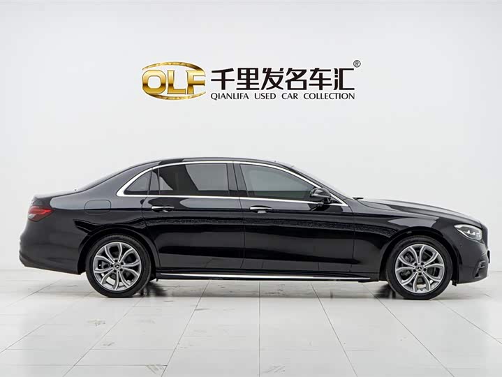 Фото 8 - Mercedes-Benz E-Class