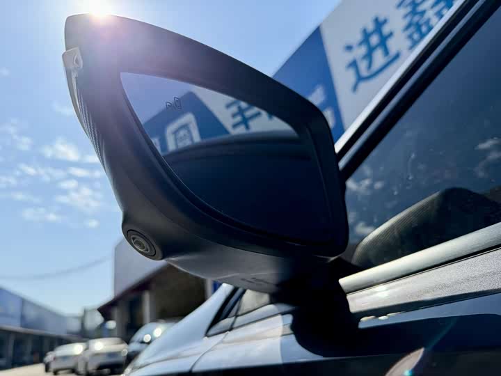 Фото 6 - GAC Trumpchi Empow R