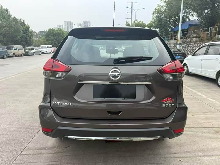 Фото 5 - Nissan X-Trail