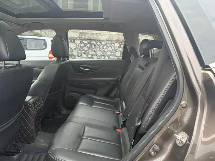 Фото 7 - Nissan X-Trail