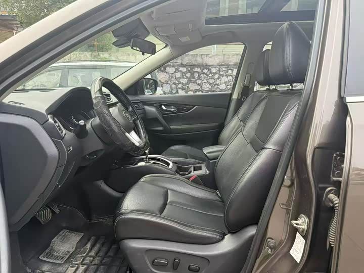 Фото 8 - Nissan X-Trail