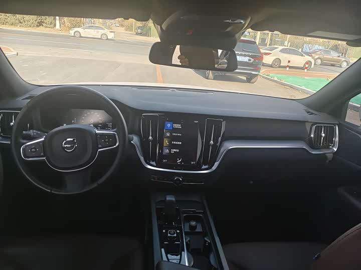 Фото 6 - Volvo S60