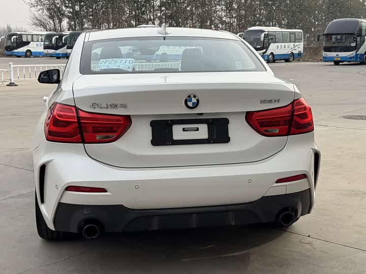 Фото 3 - BMW 1 Series