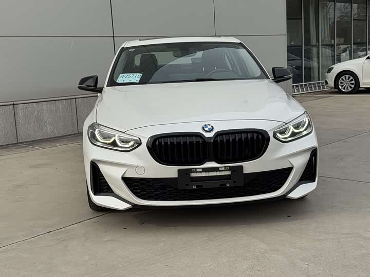 Фото 5 - BMW 1 Series
