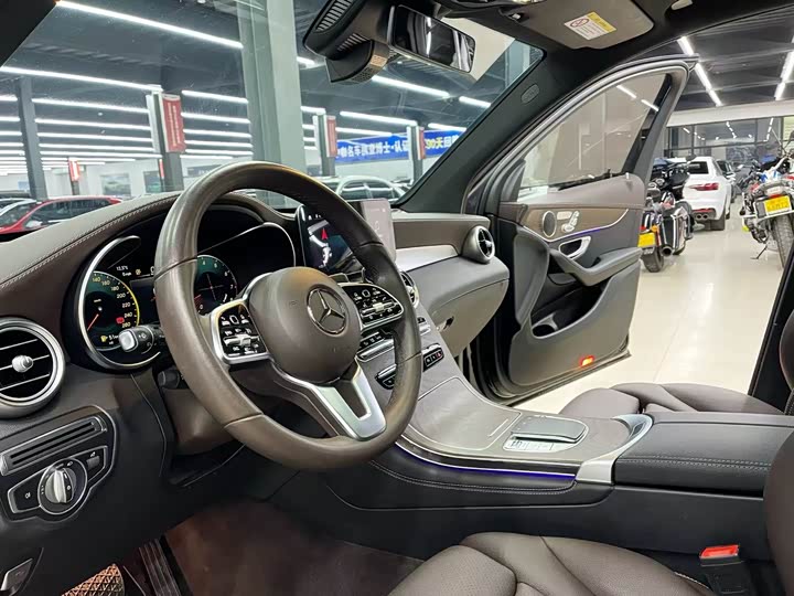 Фото 5 - Mercedes-Benz GLC-Class