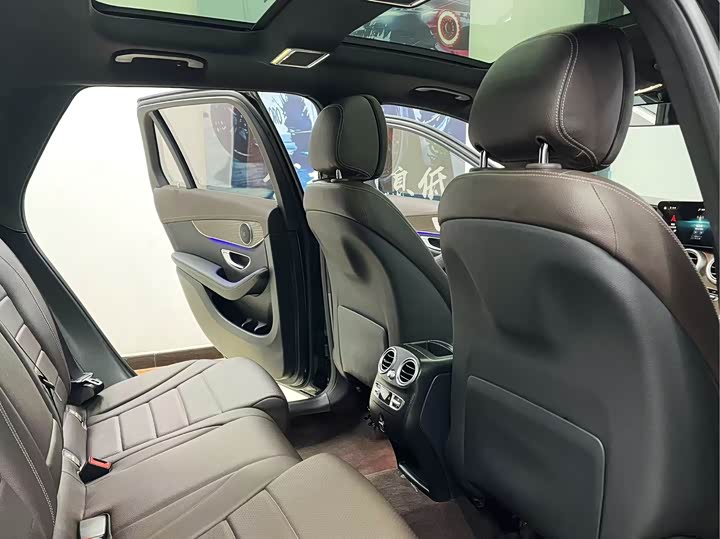 Фото 7 - Mercedes-Benz GLC-Class