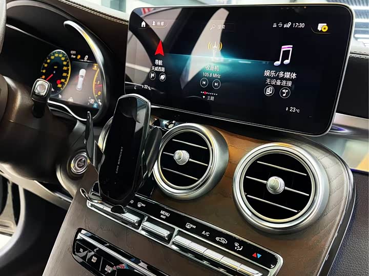 Фото 9 - Mercedes-Benz GLC-Class