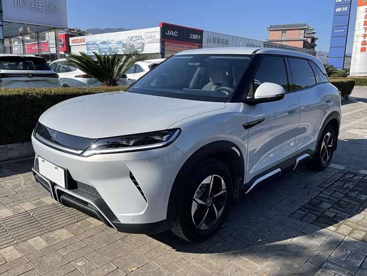 Фото 1 - BYD Yuan Up