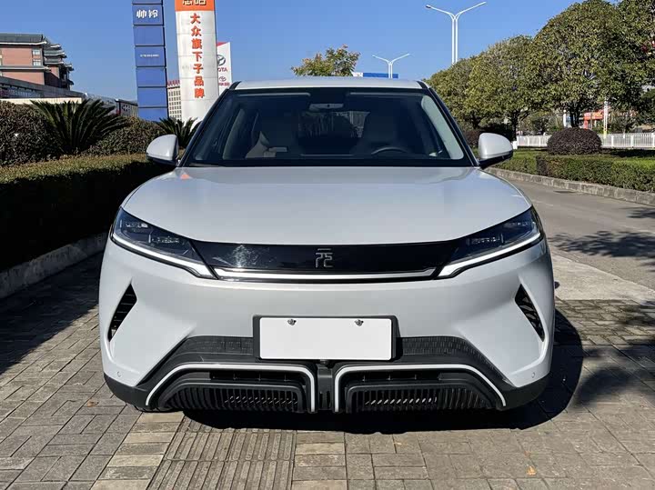 Фото 3 - BYD Yuan Up