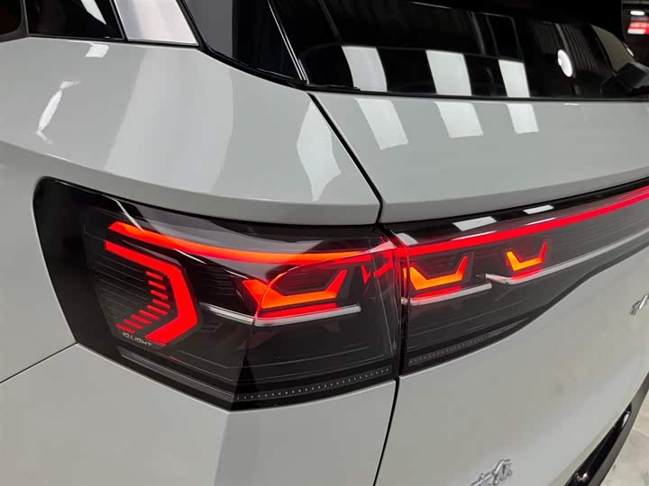 Фото 19 - Volkswagen Tavendor